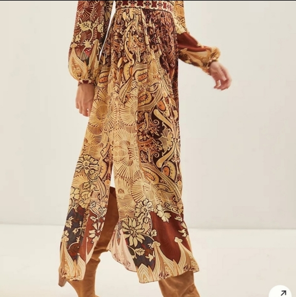 NEW Anthropologie Bhanuni by Jyoti Abstract Print Boho Sequin V Neck Dress 2 - Picture 7 of 16